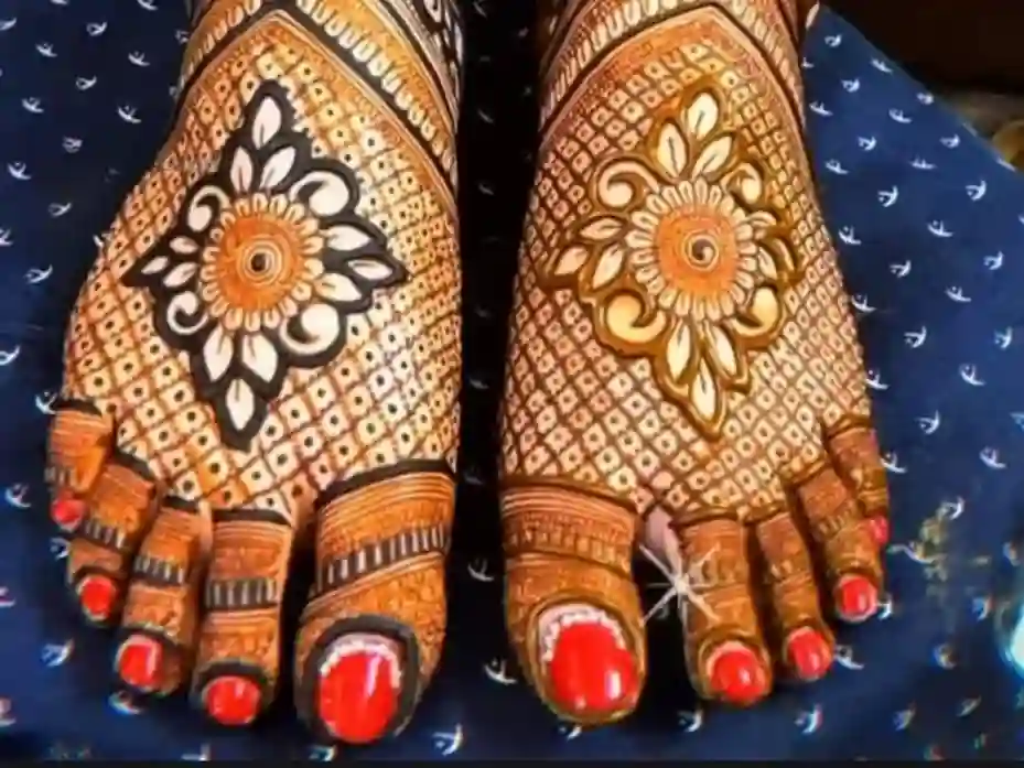 Best Foot Mehandi Artist in Gurgaon Haryana 